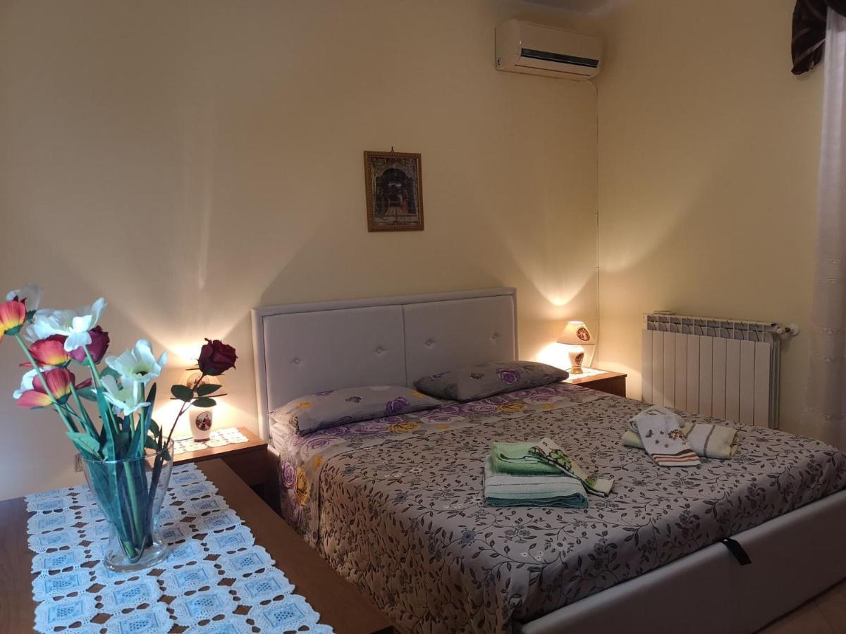 Relax House Villa Giardini Naxos Ngoại thất bức ảnh