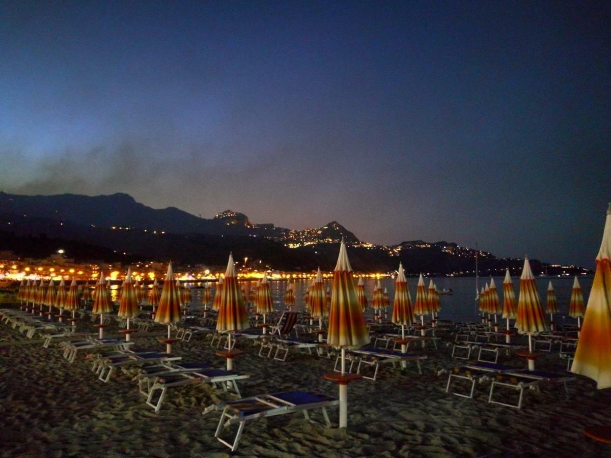 Relax House Villa Giardini Naxos Ngoại thất bức ảnh